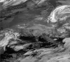 eines der eingehenden ursprünglichen Satellitenbilder