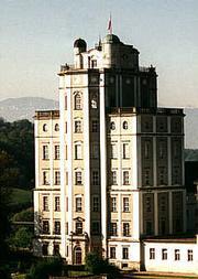 Foto von Stift Kremsm&uuml;nster. Seit 1762 beobachtet und verzeichnet das Stift Kremsm&uuml;nster Klimaparameter wie Temperatur, Niederschlag und Druck.