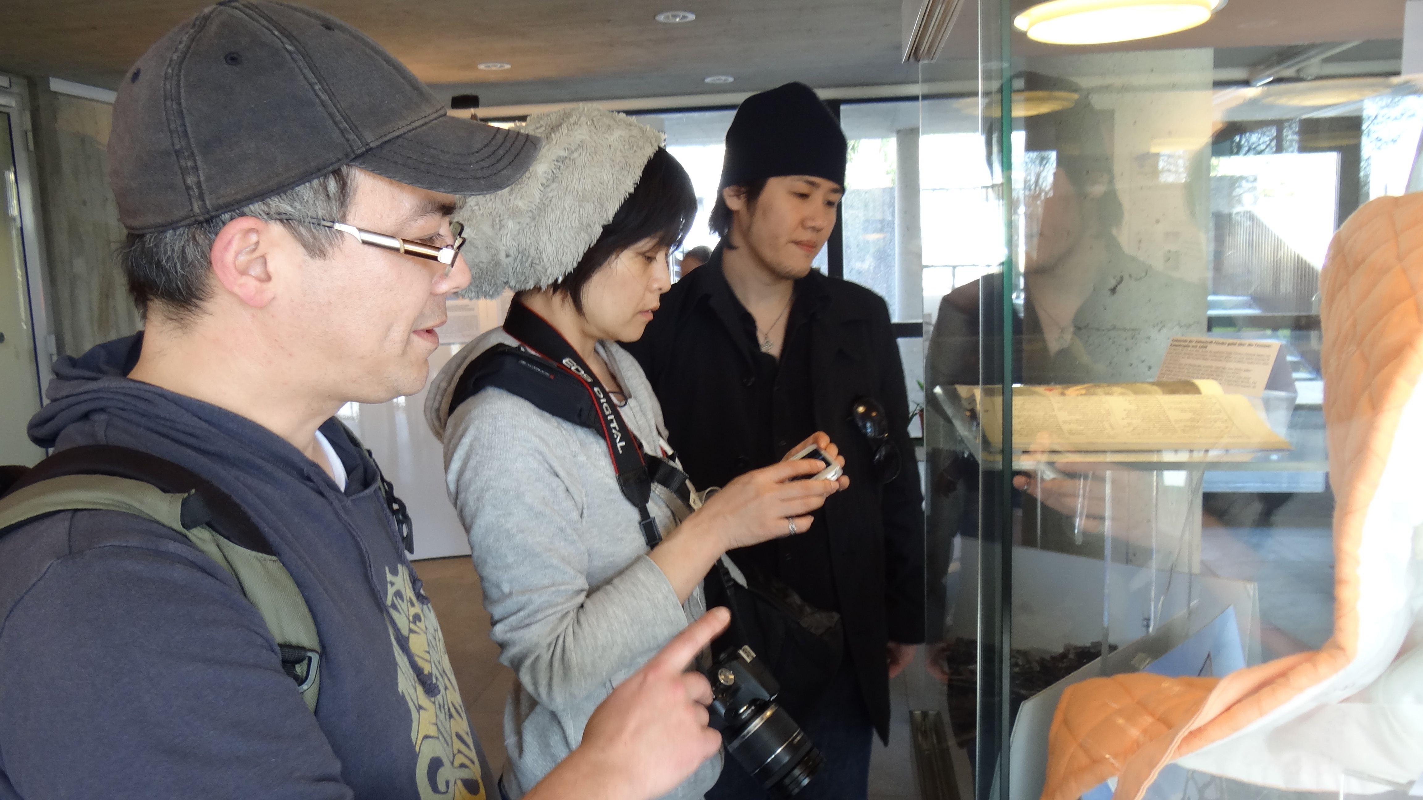Besuch des japanischen Medienkünstlers Ueda Satoshi an der ZAMG