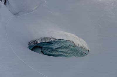 schnee-auf-gletschereis_zamg-hynek